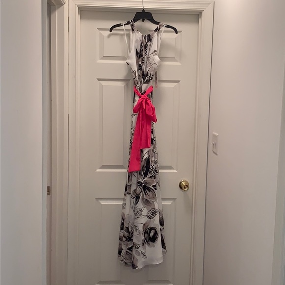 Eliza J Dresses & Skirts - Eliza J NWT Dress. Black and White Floral Design